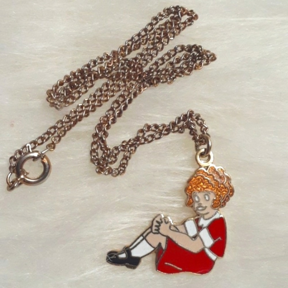 🔴Vintage Little Orphan Annie Necklace